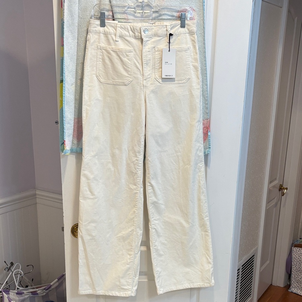 NWT Forever 21 Cream Wide Leg Corduroy Pants.